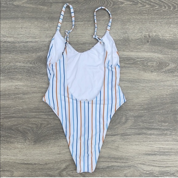 🇺🇸 Vitamin A Palm Springs Stripe Yasmeen One Piece Swimsuit - Picture 6 of 7